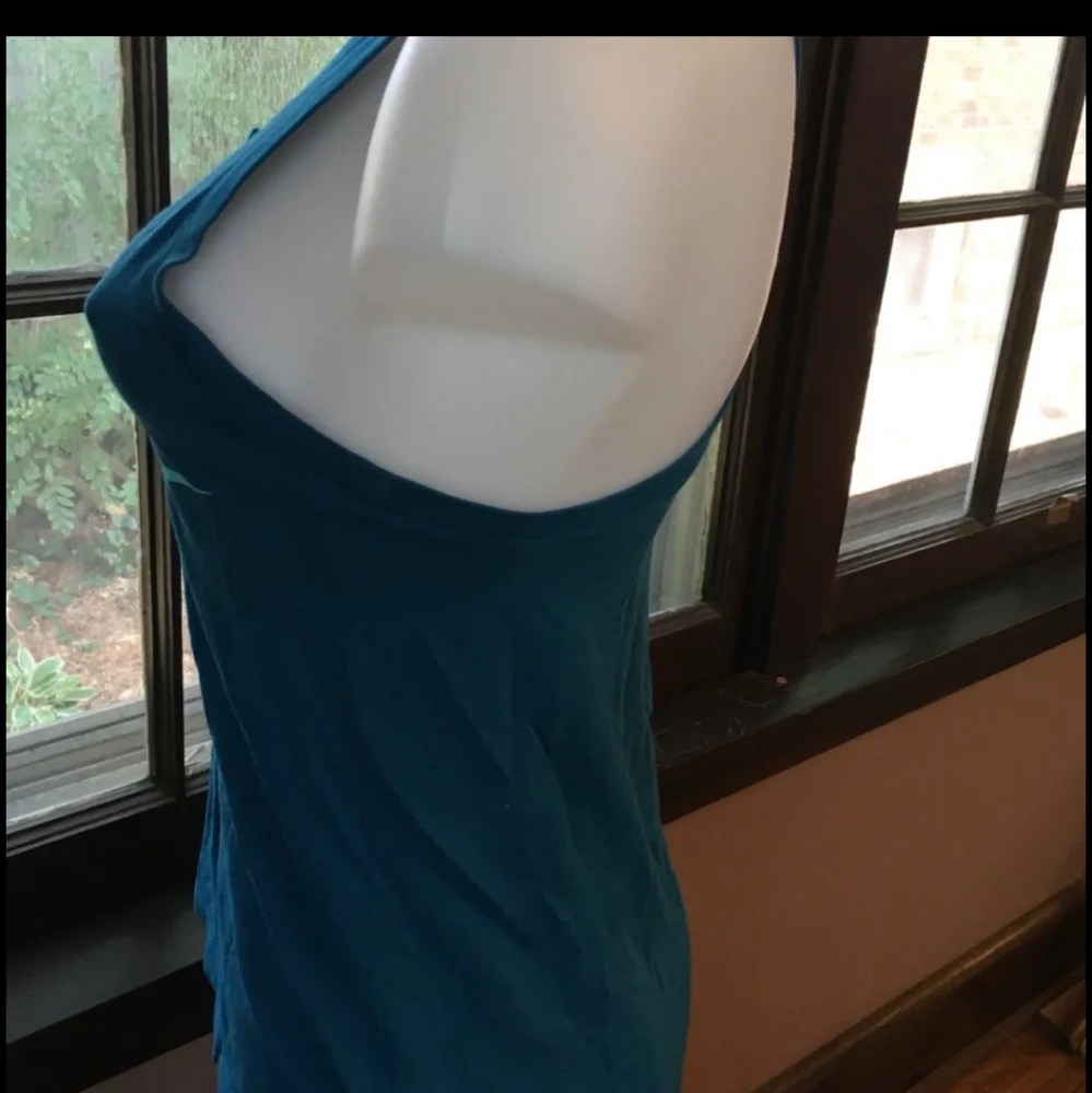 Size xs blue Nikes workout athletic top - Picture 4 of 16